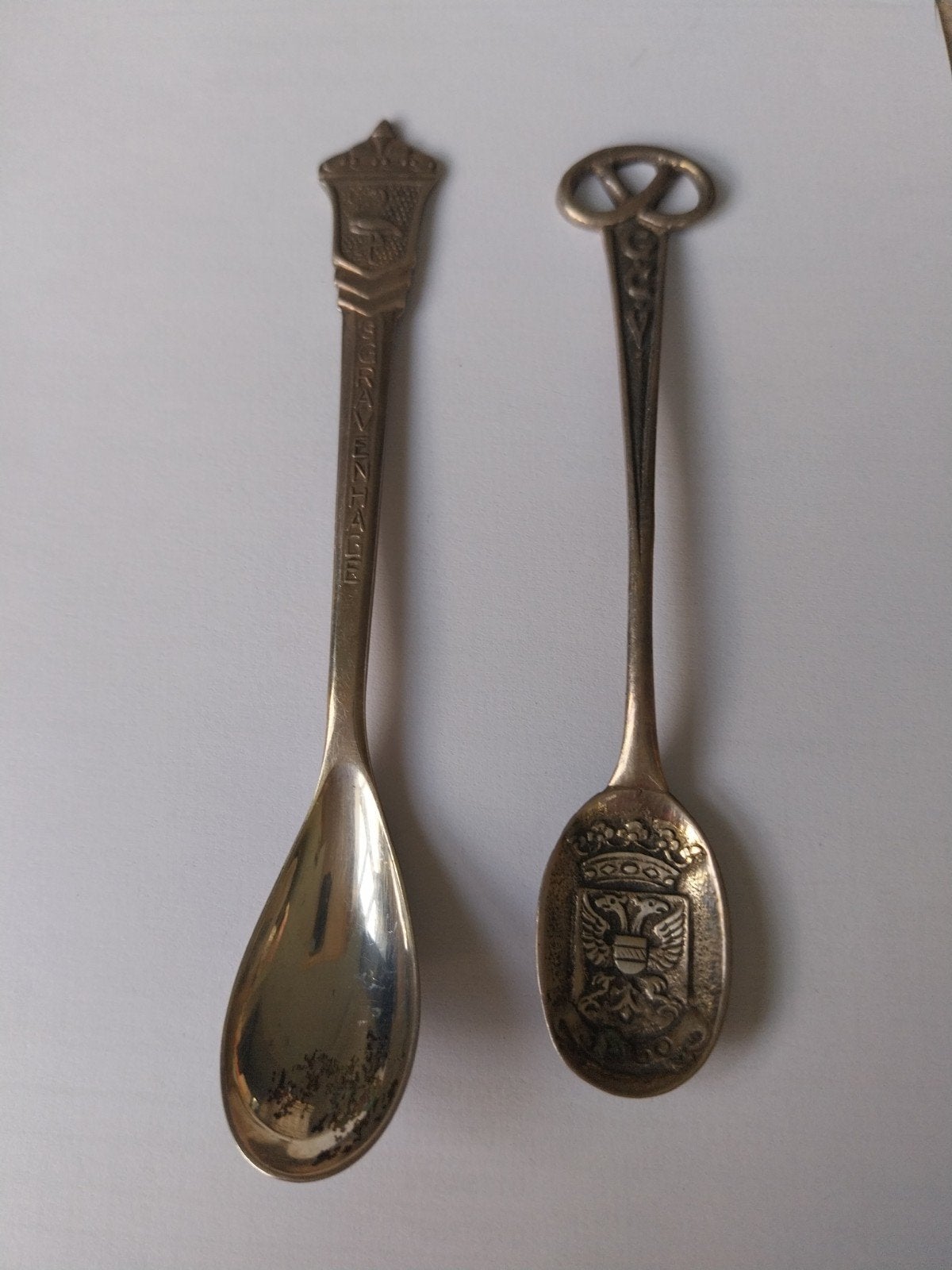 Twee zilveren lepeltjes, Ophalen of Verzenden