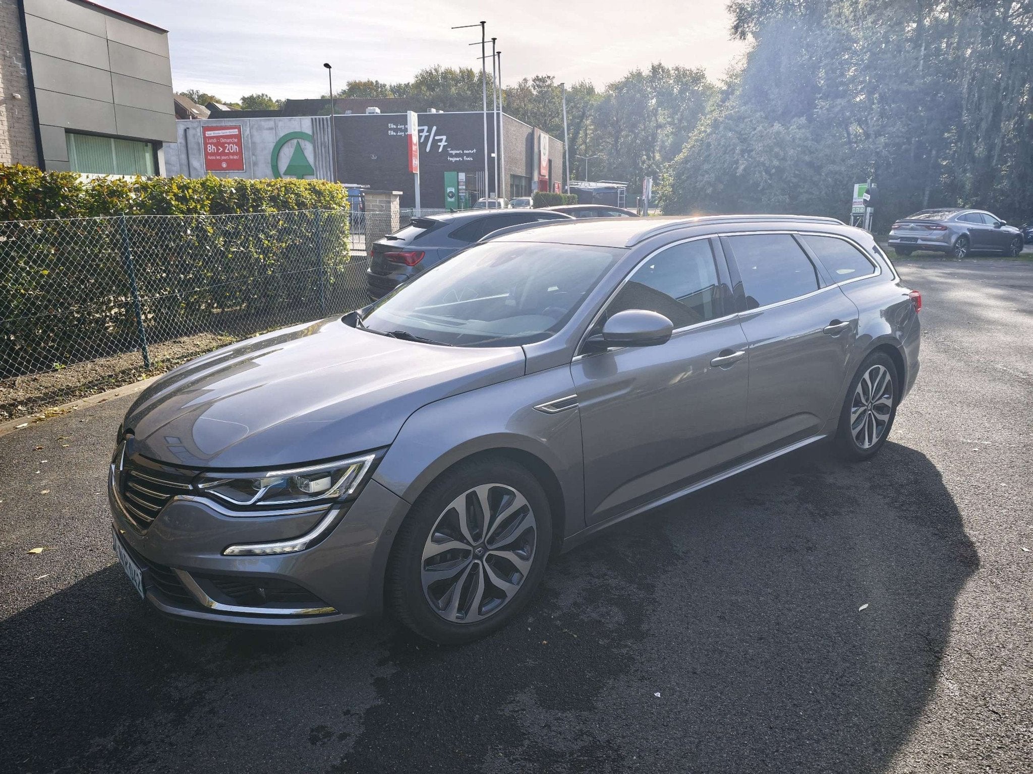 Renault Talisman Talisman SW 1.5 dCi Energy Intens EDC, Auto's, Gebruikt, 4 cilinders, 5 deurs, https://public.car-pass.be/vhr/4aa3973a-693d-4332-9889-dc976087d6cc