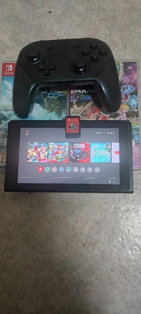 Nintendo Switch+ Jeux + carte SD, Switch 2019 Upgrade, Avec 1 manette, Comme neuf, Avec jeux