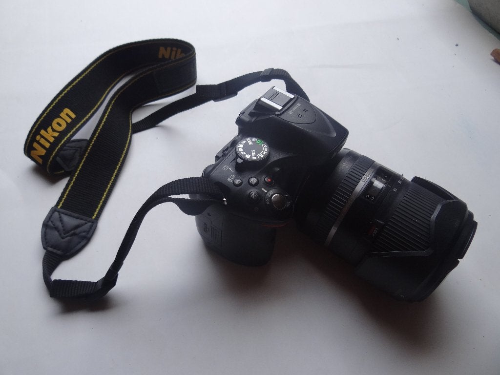 Nikon 5200 + toebehoren, Audio, Tv en Foto, Fotocamera's Digitaal, Ophalen, Zonnekap, Nikon
