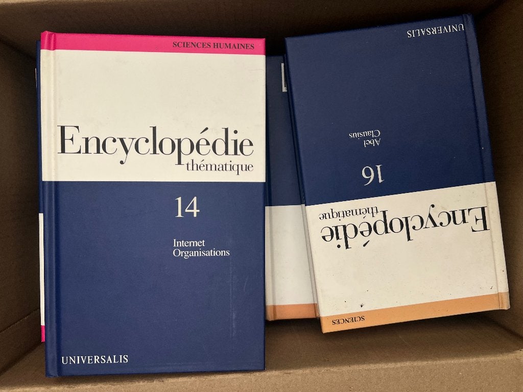 Lot complet encyclopédie Universalis, Série complète, Universalis, Enlèvement, Général