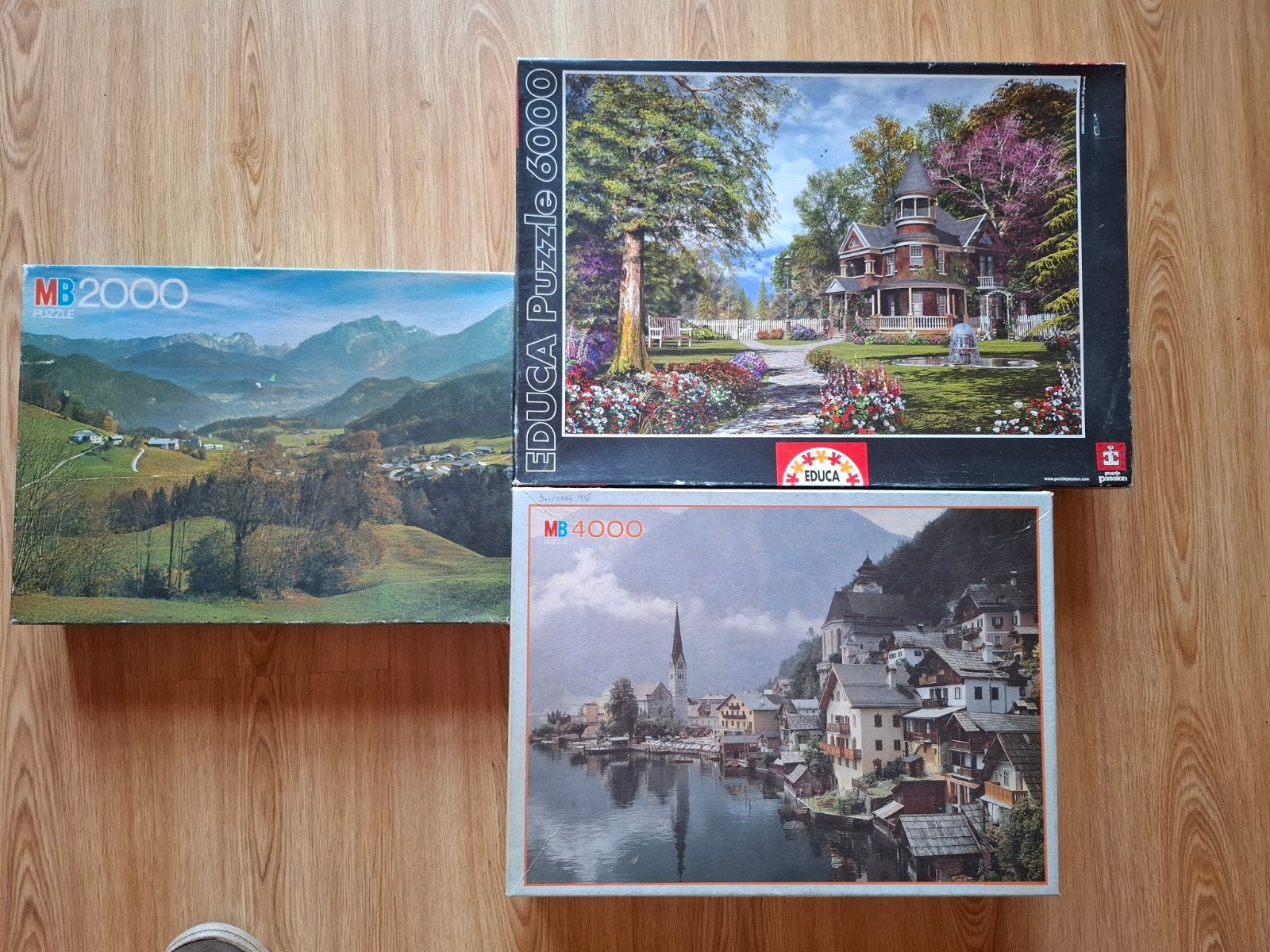Lot de 3 puzzles de 2000 à 6000 pièces.  voir description, Enlèvement, Puzzle