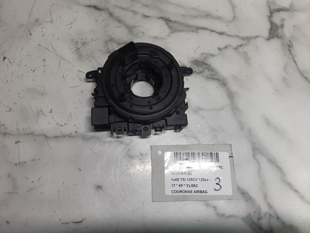 AIRBAGRING Volkswagen Passat (3G2) (5Q1953569), Gebruikt, Volkswagen, Volkswagen AG, Kundenbetreuung@volkswagen.de