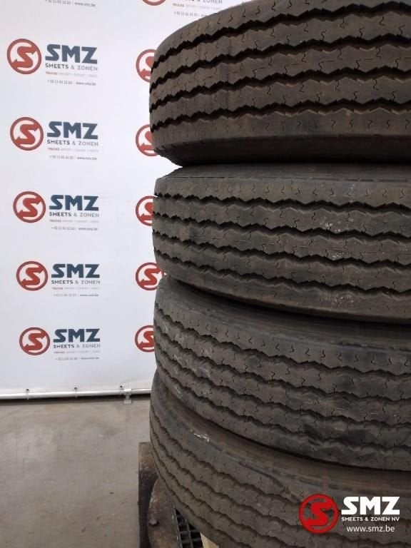 Occ Band 315/75R24.5 Pirelli FH15, Auto-onderdelen, Gebruikt, Overige merken, Overige Auto-onderdelen