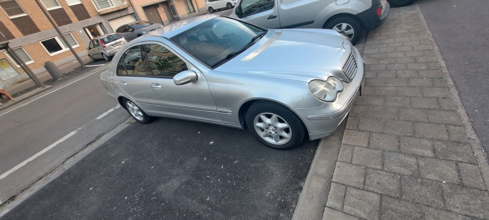 Mercedes-Benz C180 1.8 Benzine - 2002, Auto's, Achterwielaandrijving, Zwart, 1796 cc, Leder