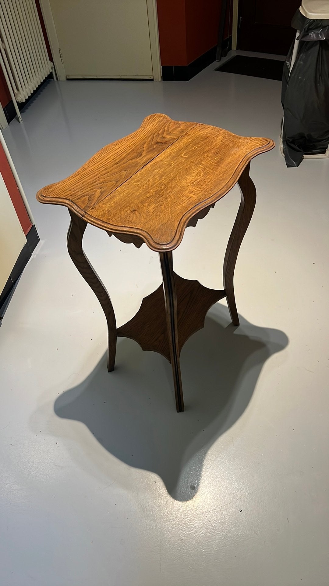Antieke voetstuktafel., Antiek en Kunst, Ophalen
