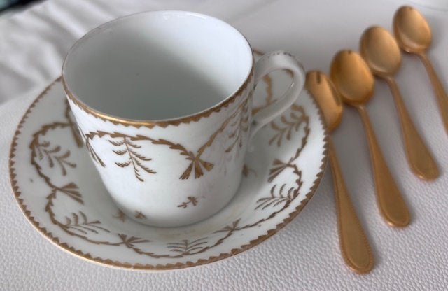 Tasses litron en porcelaine de Paris et cuillères en vermeil, Antiquités & Art, Enlèvement