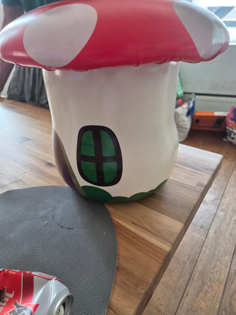 Kinderstoeltje te koop voor 15 euro is nog nooit gebruikt, Kinderen en Baby's, Kinderkamer | Tafels en Stoelen, Ophalen, Nieuw