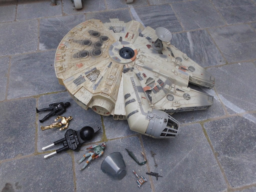 figurine vehicule STAR WARS millenium falcon tonka toys 1995, Collections, Enlèvement ou Envoi, Figurine