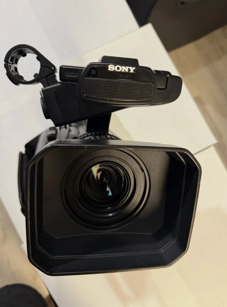 Caméra vidéo numérique Sony HXR-NX100, TV, Hi-fi & Vidéo, Enlèvement ou Envoi, Caméra, Autres types, Utilisé