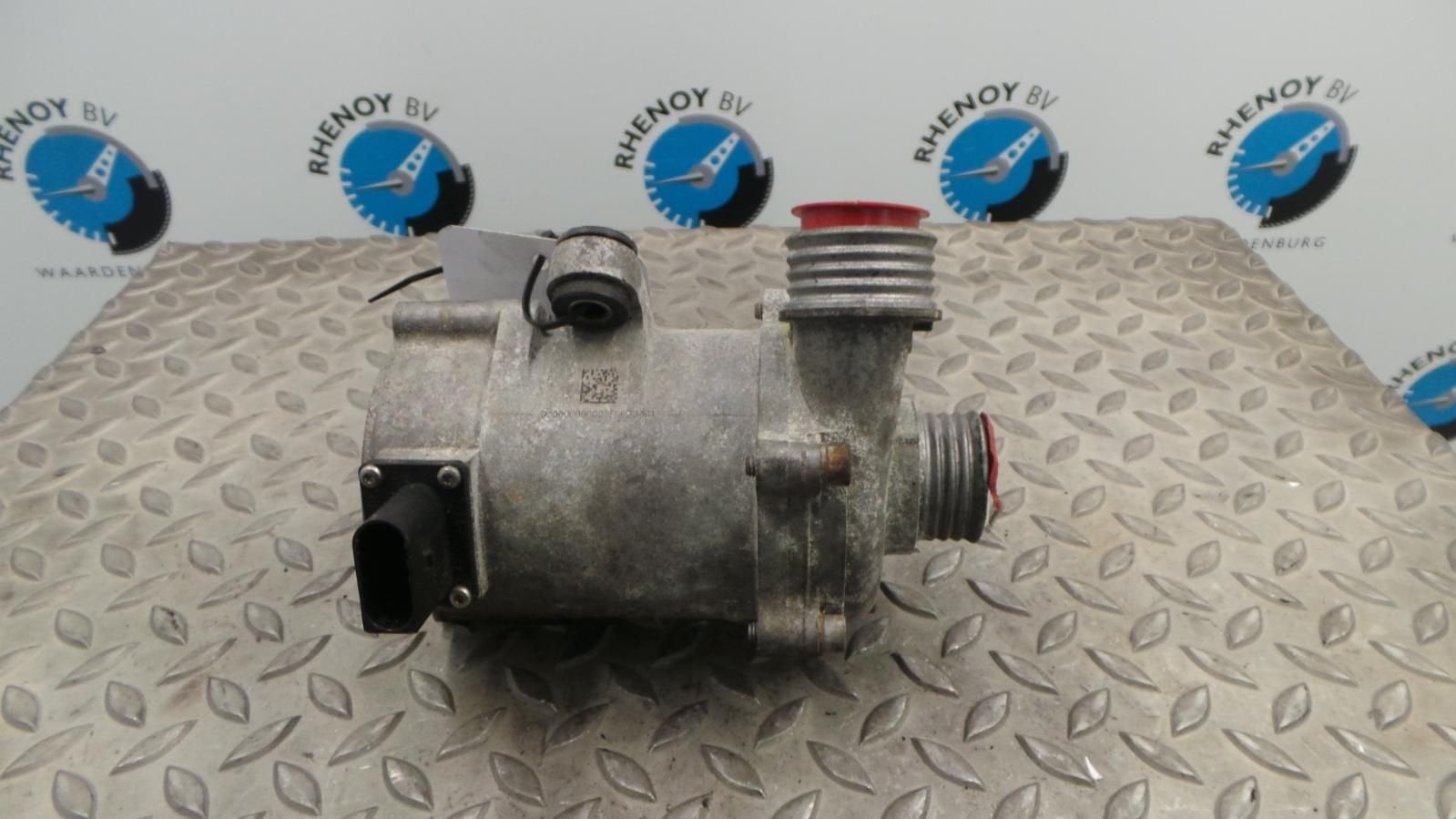 BMW 3 SERIES WATERPOMP 2013, Enlèvement ou Envoi, Utilisé, Stiba membre
