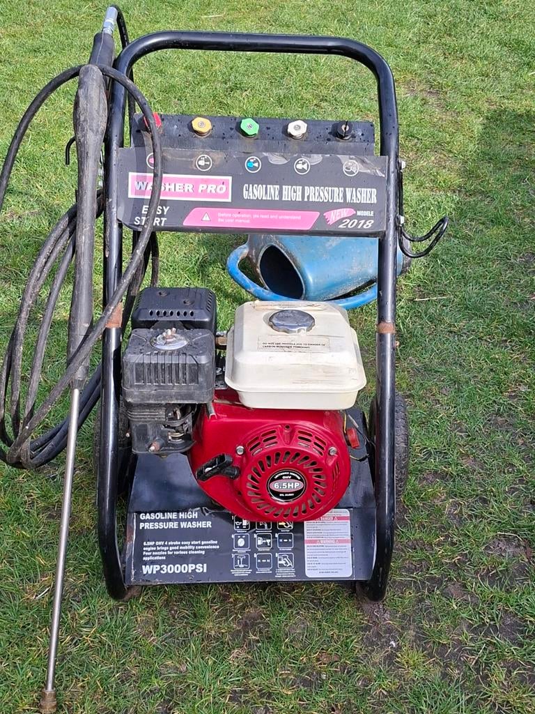 hoge druk reiniger met regelbare waterdruk, Tuin en Terras, Ophalen, Zo goed als nieuw, Benzine, Met regelbare waterdruk