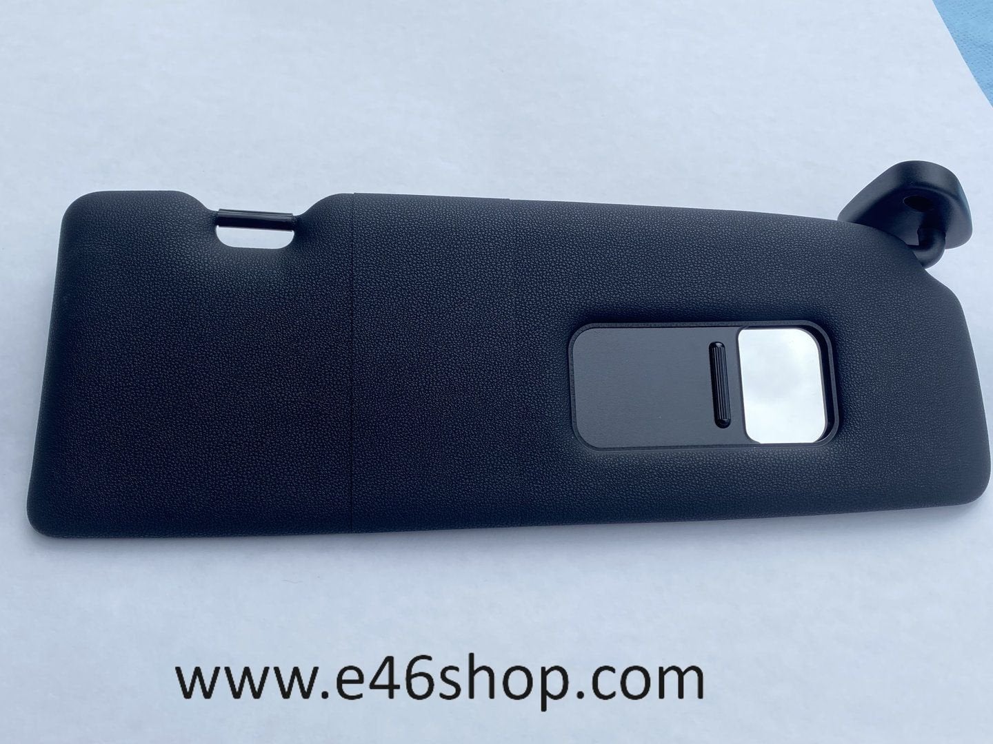ZONNEKLEP ZWART BMW 1 SERIE NIEUW ORG BMW 51168036360, -, -, Nieuw, Ophalen of Verzenden