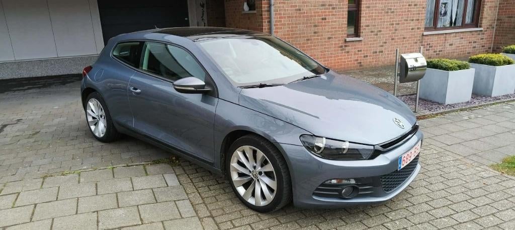 VW Sirrocco 1.4 tsi benzine, Voorwielaandrijving, Euro 5, Zwart, Leder