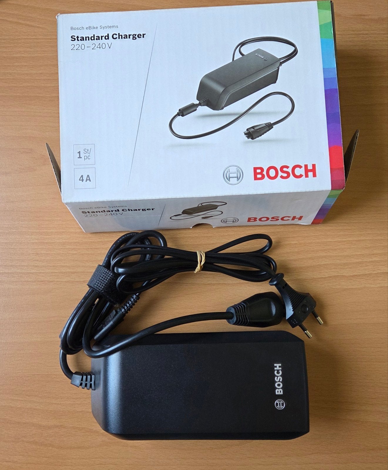 Bosch oplader 4A voor E-bike, Ophalen, Zo goed als nieuw