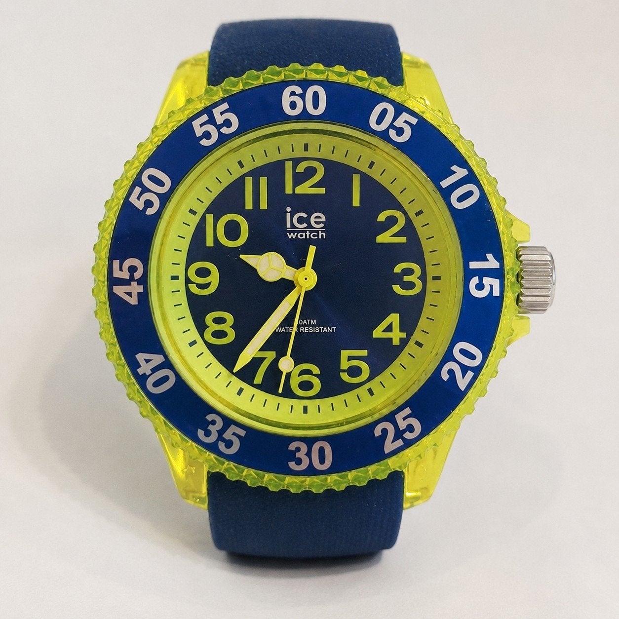 Ice Watch Junior kinderhorloge, zo goed als nieuw, Bijoux, Sacs & Beauté, Montres | Enfants, Enlèvement ou Envoi, Comme neuf, Bleu