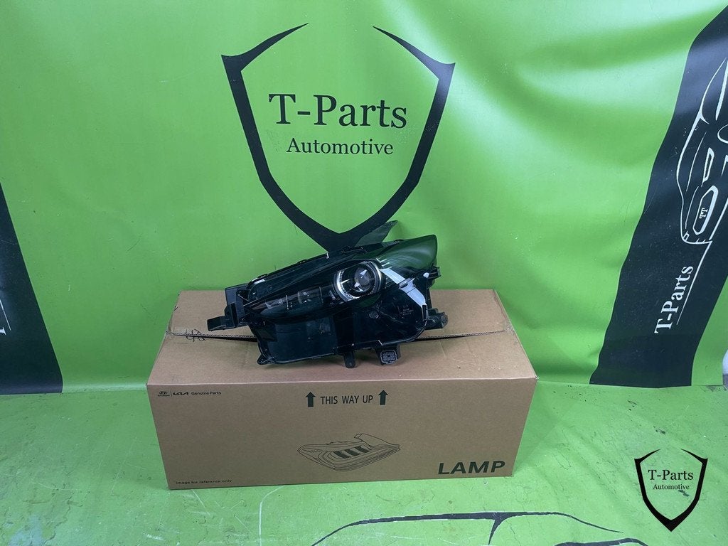 mazda CX30 cx 30 koplamp links dfr767890, Auto-onderdelen, Info@fabrikant.eu, Mazda, Fabrikantstraat 1
1000 AA  Amsterdam, Fabrikant BV