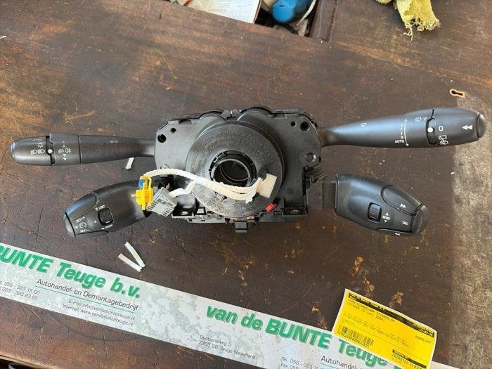 Commutateur combi colonne de direction d'un Citroen C3, -, 3 mois de garantie, Utilisé, -