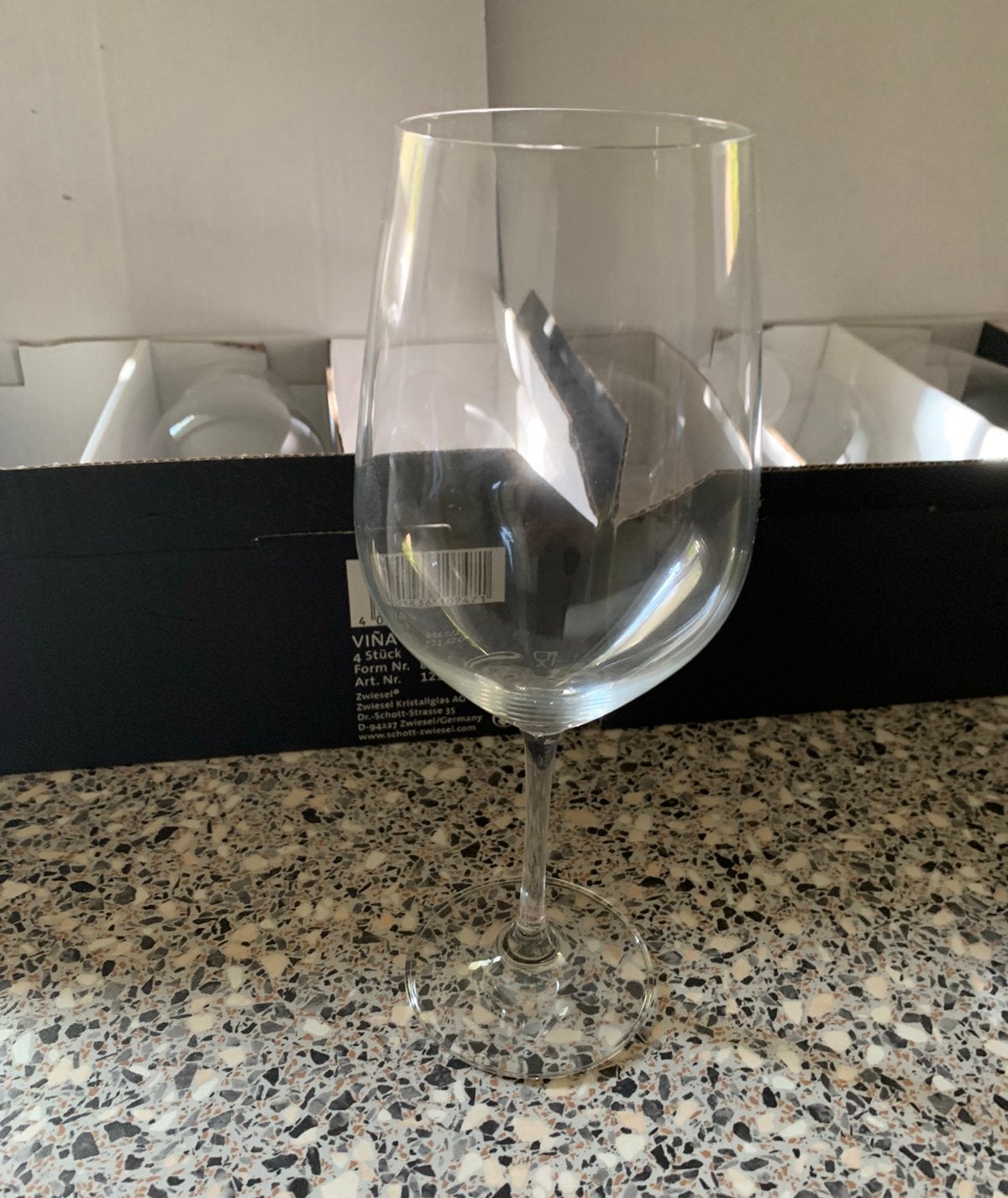 8 verres à vin Schott Zwiesel Titan, Enlèvement ou Envoi, Comme neuf