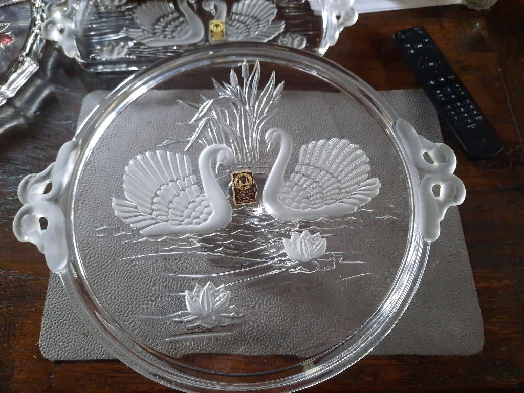 Mooie kristallen taart-en cakeschotels Walther Glas, Ophalen