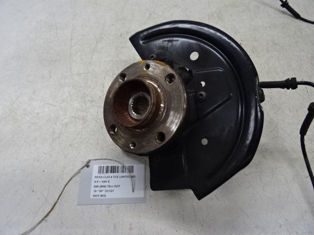 MOYEU DE ROUE AVANT GAUCHE Renault Clio IV (5R), Autos : Pièces & Accessoires, Renault, Mevr. I. Hauben, Utilisé, Rue de l'Espoir 34 34
4030  GRIVEGNÉE, BE