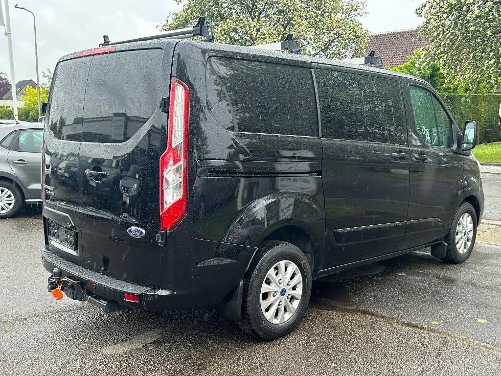 Ford Transit Custom 2.0D 2023, 111000km, Automaat, 6 PL. BTW, Auto's, Bestelwagens en Lichte vracht, Automaat, Achterwielaandrijving