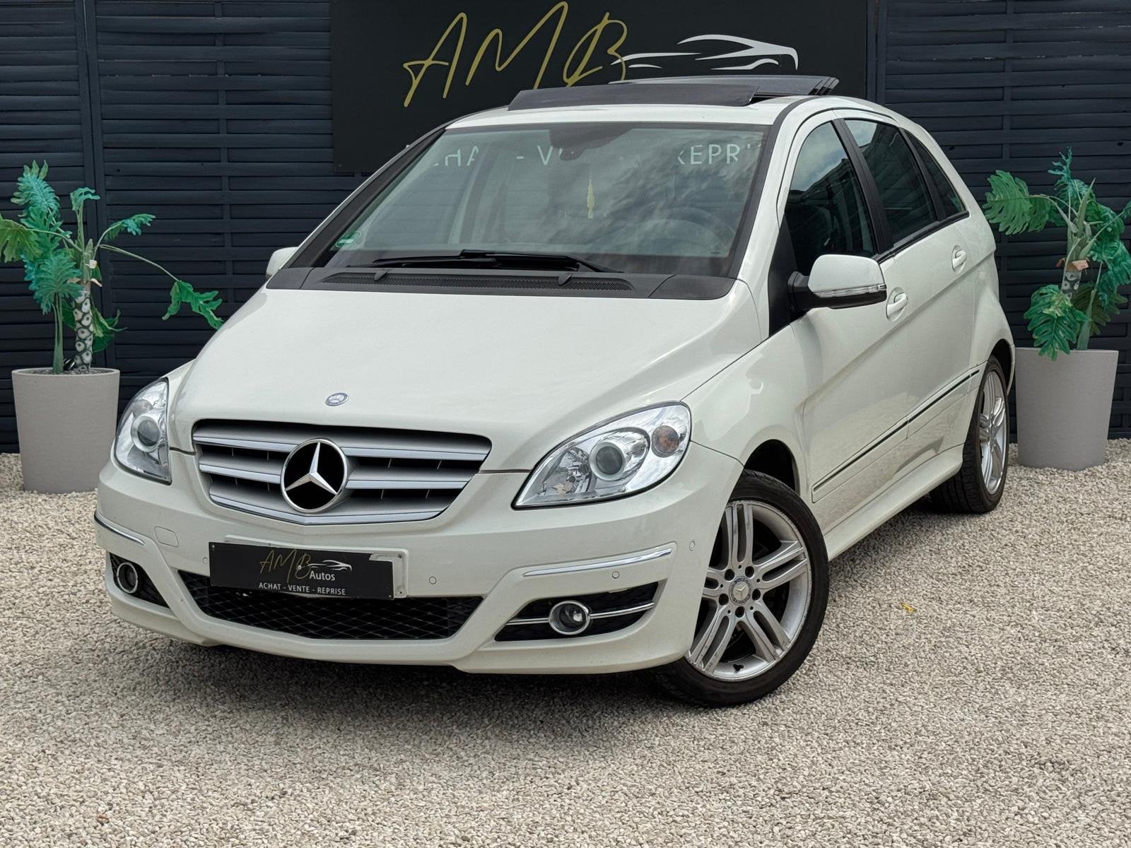 Mercedes-Benz B 180*/*BOITE AUTO+TOIT OUVRANT+CLIM+JANTES*/*, Euro 5, Achat, Entreprise, Carnet d'entretien