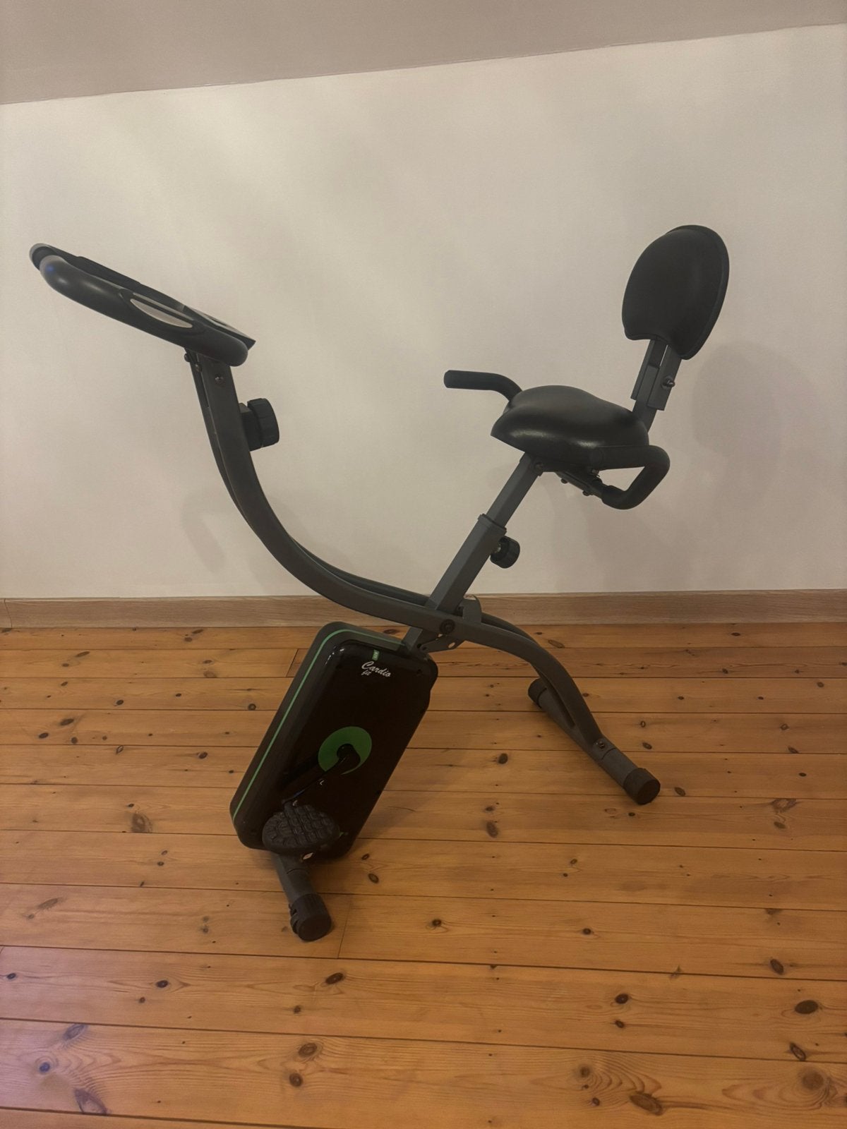 Tunturi Cardio Fit B25 X-Bike Hometrainer opvouwbaar, Sport en Fitness, Fitnessapparatuur, Ophalen, Zo goed als nieuw, Metaal