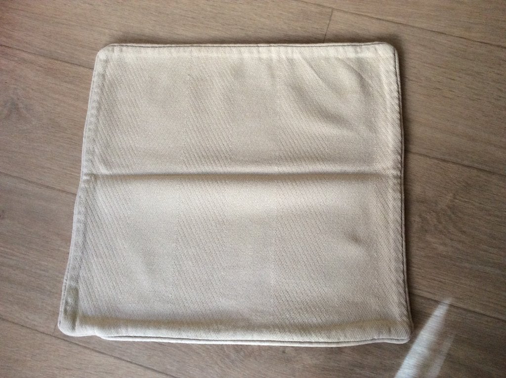 4 beige kussen overtrek, Enlèvement, Comme neuf, Beige, Carré