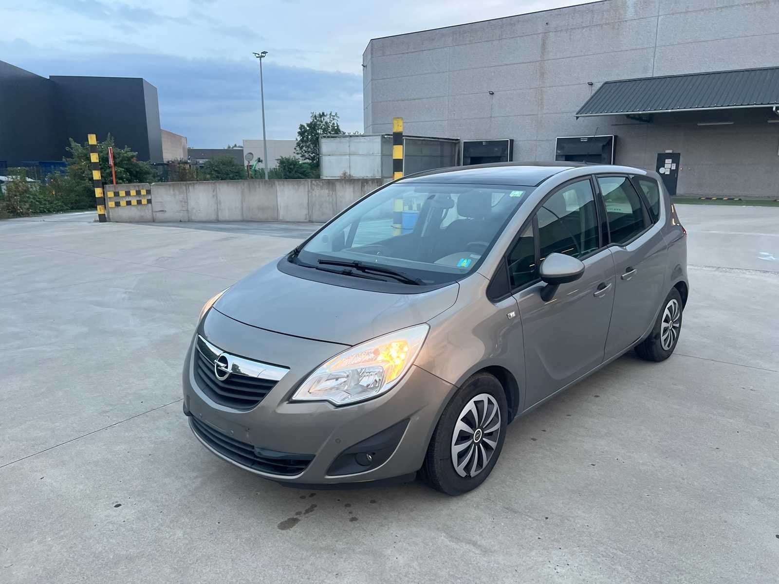 OPEL - 2010 - MERIVA - PERSONEN - Voiture de passagers, Euro 5, Achat, Entreprise, Boîte manuelle
