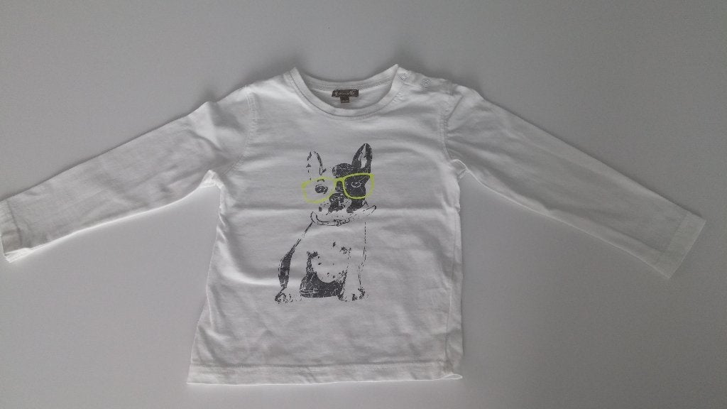 T-shirt blanc à manches longues, Enfants & Bébés, Vêtements enfant | Taille 98, Enlèvement ou Envoi, Comme neuf, Garçon, Chemise ou À manches longues