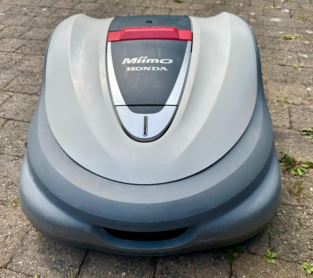 ROBOT TONDEUSE HONDA MiiMO 3000 COMME NEUF GARANTIE—>2028, Honda, Comme neuf, Enlèvement, Contrôlable via l'application