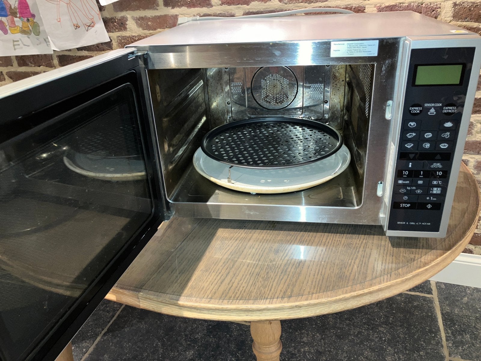 Combi (Microgolf, oven en grill), Elektronische apparatuur, Ophalen of Verzenden, Zo goed als nieuw, Draaiplateau, Combi-microgolfoven