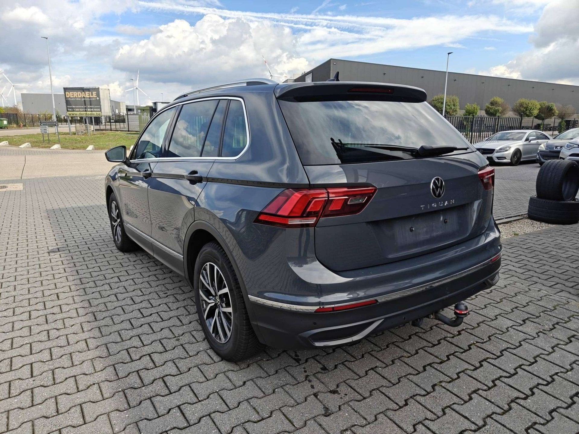 Volkswagen Tiguan 1.5 TSI Life DSG/LED/AdCruise/Zetel+Stuurv, Autos, Argent ou Gris, Achat, Entreprise, Noir