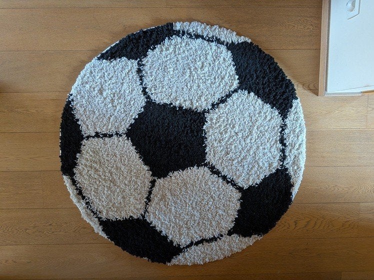 chambre d'enfant - tapis en forme de ballon de football, Enlèvement, Comme neuf