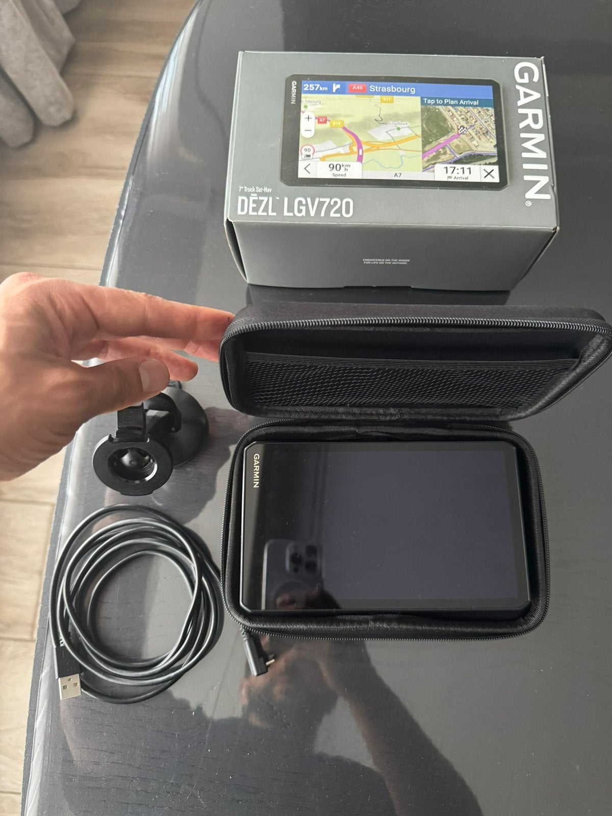 GPS poids lourds Garmin LGV720, Motoren, Ophalen, Zo goed als nieuw