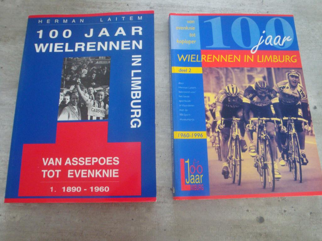 100 JAAR WIELRENNEN IN LIMBURG DEEL1 EN 2, Ophalen of Verzenden, Gelezen