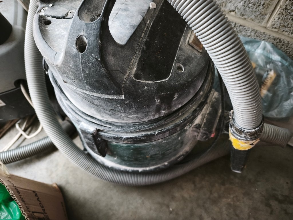 Aspirateur professionnel, Bricolage & Construction, Enlèvement, Utilisé, Machine de nettoyage à brosse