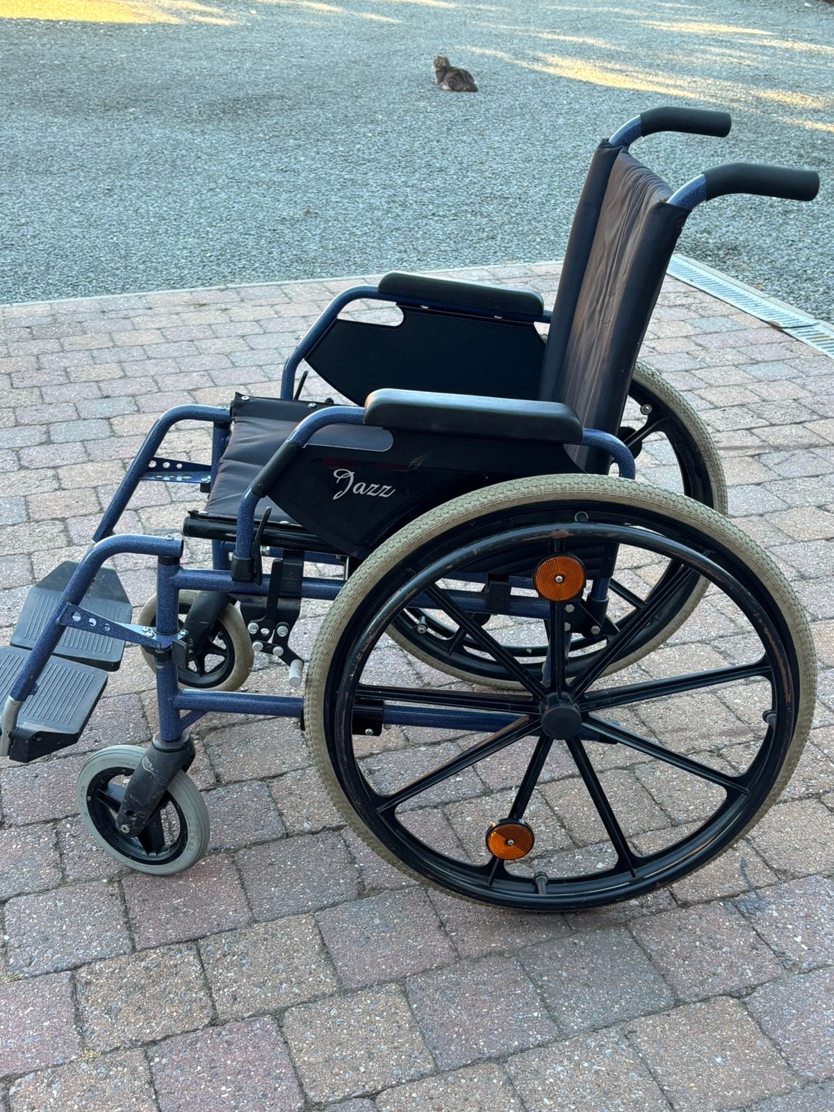 Rolstoel met banden te koop, Divers, Chaises roulantes, Enlèvement, Pliant, Utilisé, Fauteuil roulant à pousser