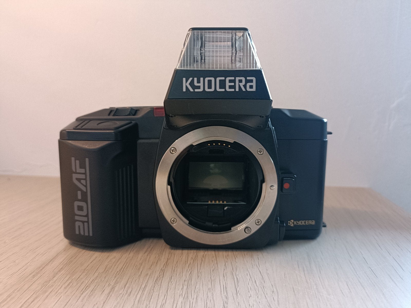 Kyocera 210-AF analoge camera met autofocus, Audio, Tv en Foto, Ophalen, Gebruikt, Spiegelreflex, Overige Merken