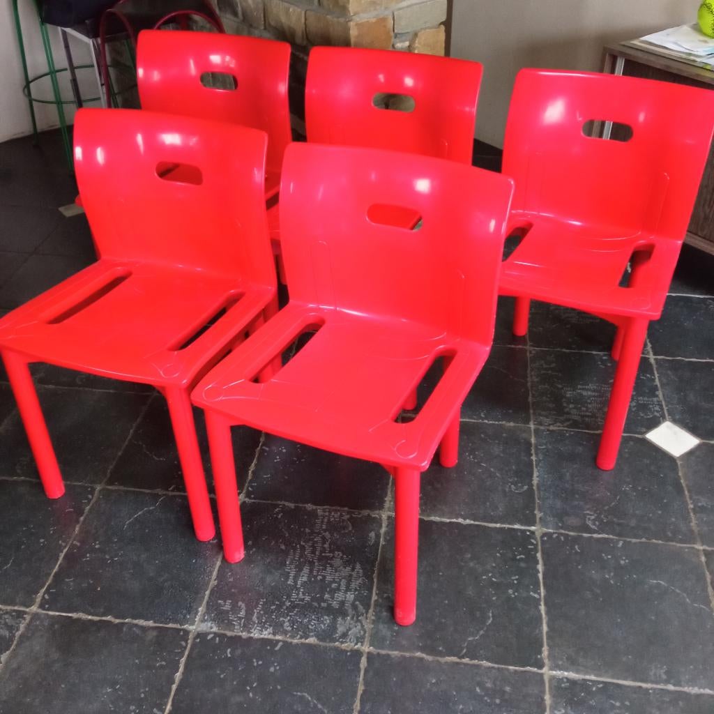 5 chaises KARTELL, Maison & Meubles, Chaises, Rouge, Synthétique, Enlèvement, VINTAGE