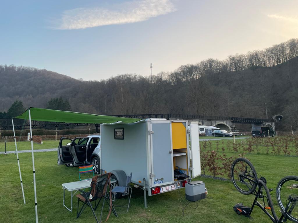 Minicamper/Caravan, Caravanes & Camping, Grand lit, Jusqu'à 4 m, Particulier, Panneau solaire