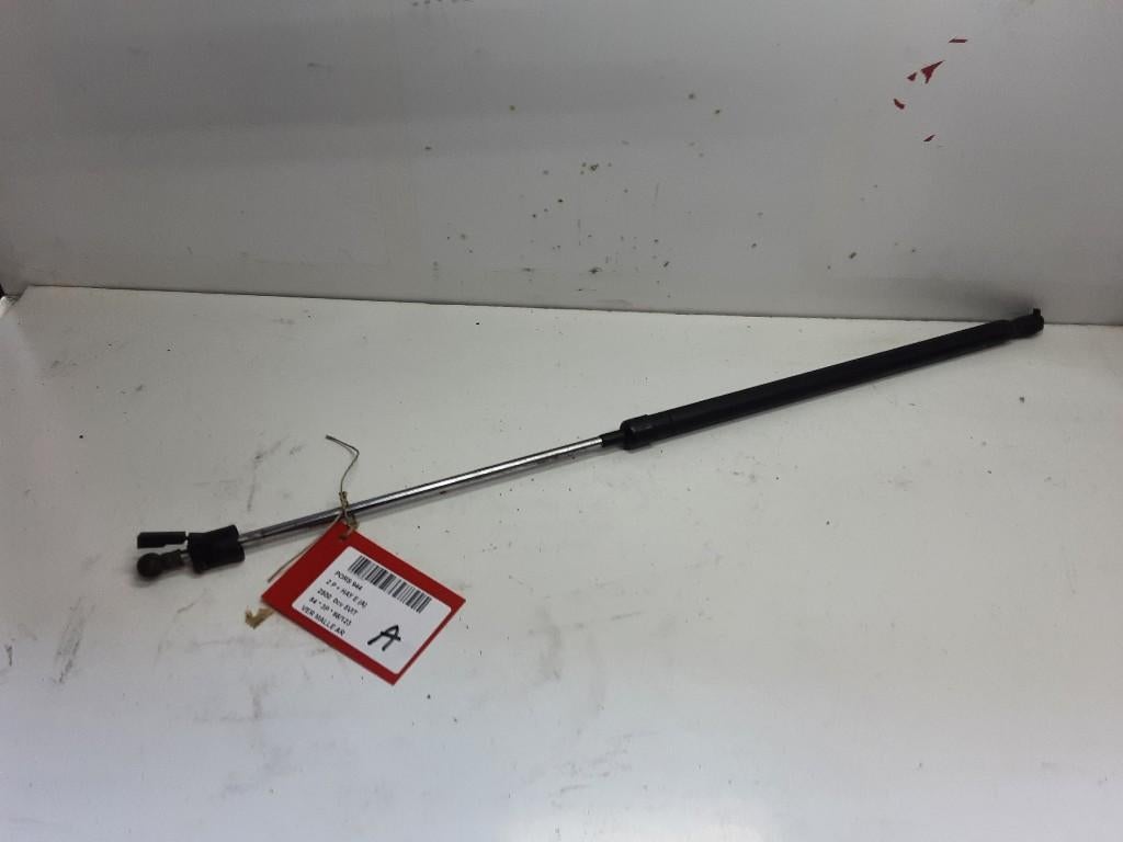 SERRURE COFFRE Porsche 944 (01-1981/07-1991), Autos : Pièces & Accessoires, Haillon arrière, Utilisé, Rue de l'Espoir 34 34
4030  GRIVEGNÉE, BE