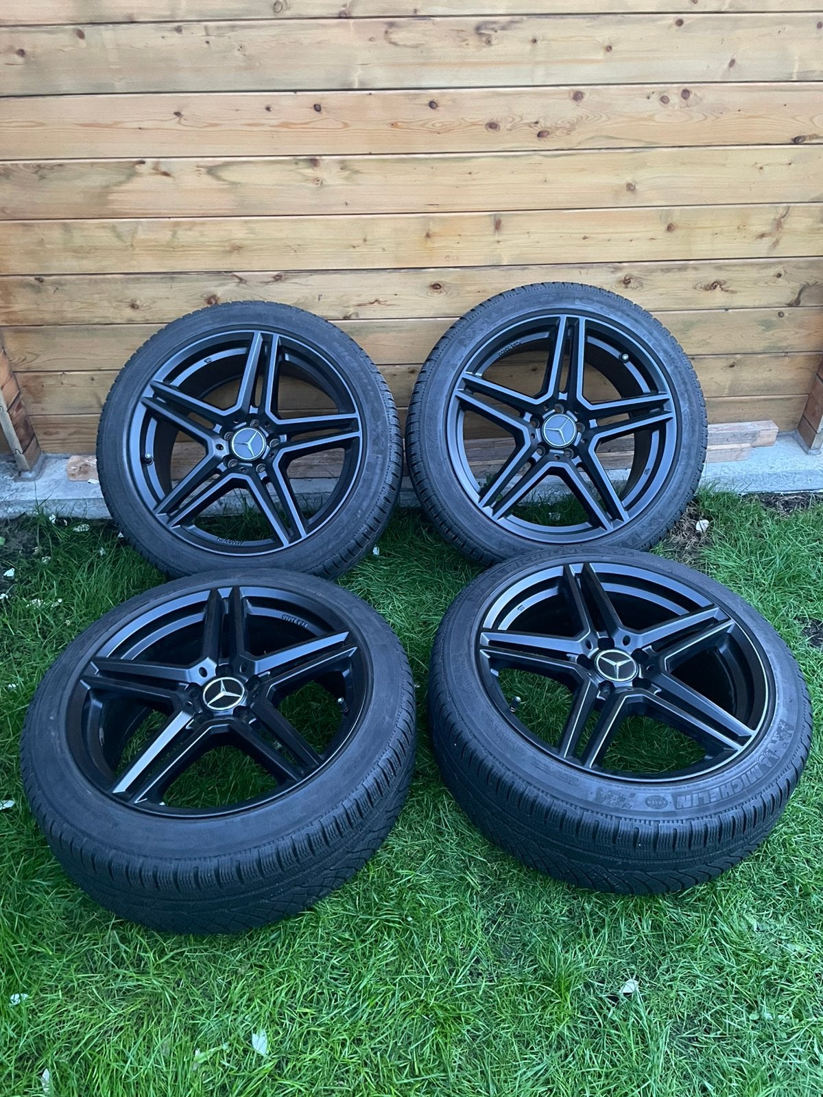 Jantes Mercedes 19 pouces 5x112 avec pneus Michelin/noires, Enlèvement, Comme neuf