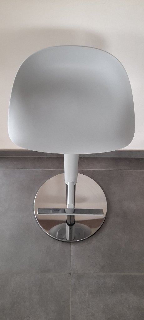 TABOURETS DE BAR JANINGE GRIS, Huis en Inrichting, Ophalen, Kunststof, Zo goed als nieuw, 1 kruk