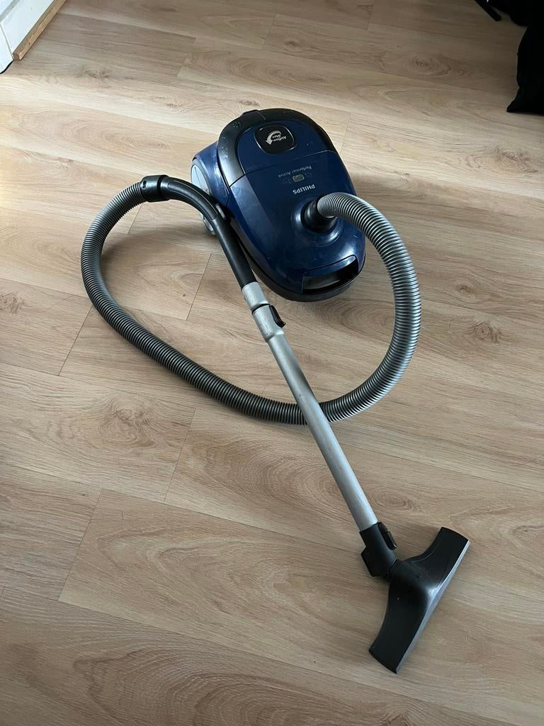 Philips 750w stofzuiger, Elektronische apparatuur, Stofzuigers, Ophalen, Zo goed als nieuw
