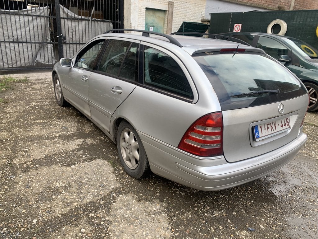 Mercedes C220 CDI w203 BREAK, Auto's, 100 kW, 4 deurs, Stof, Zwart