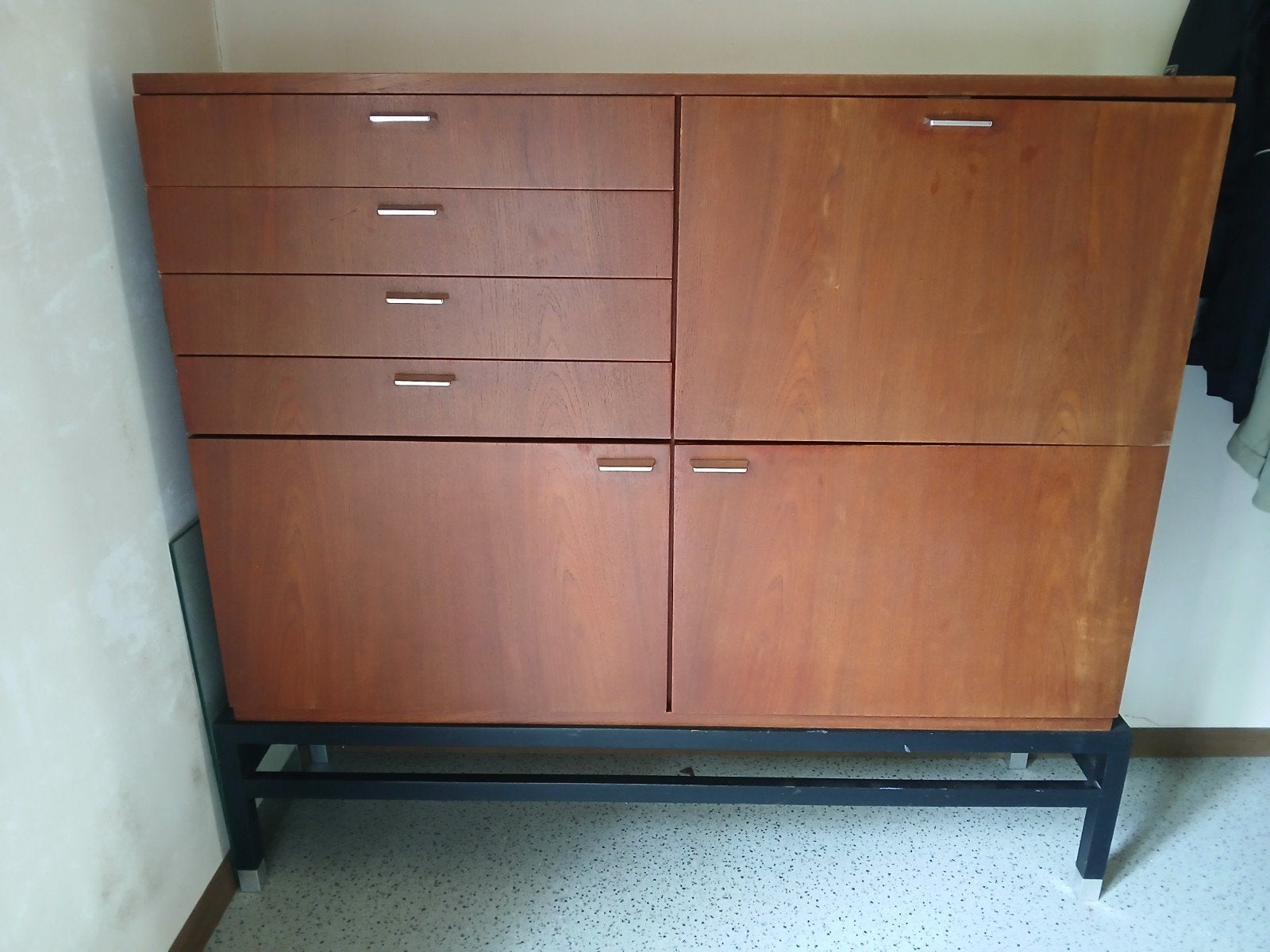 Armoire, Enlèvement