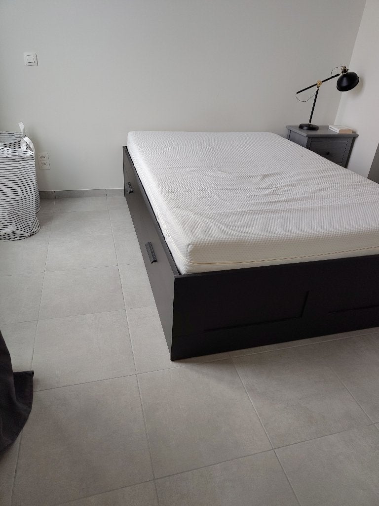 Ikea BRIMNES Cadre lit avec rangement, noir, 140x200 cm, Maison & Meubles, Enlèvement, Comme neuf, Noir