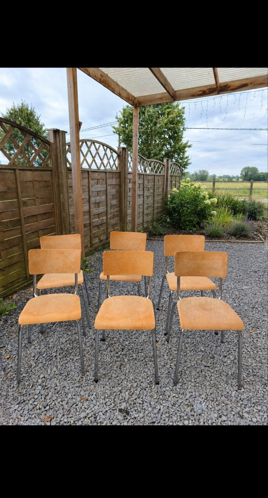 schoolstoelen, Ophalen